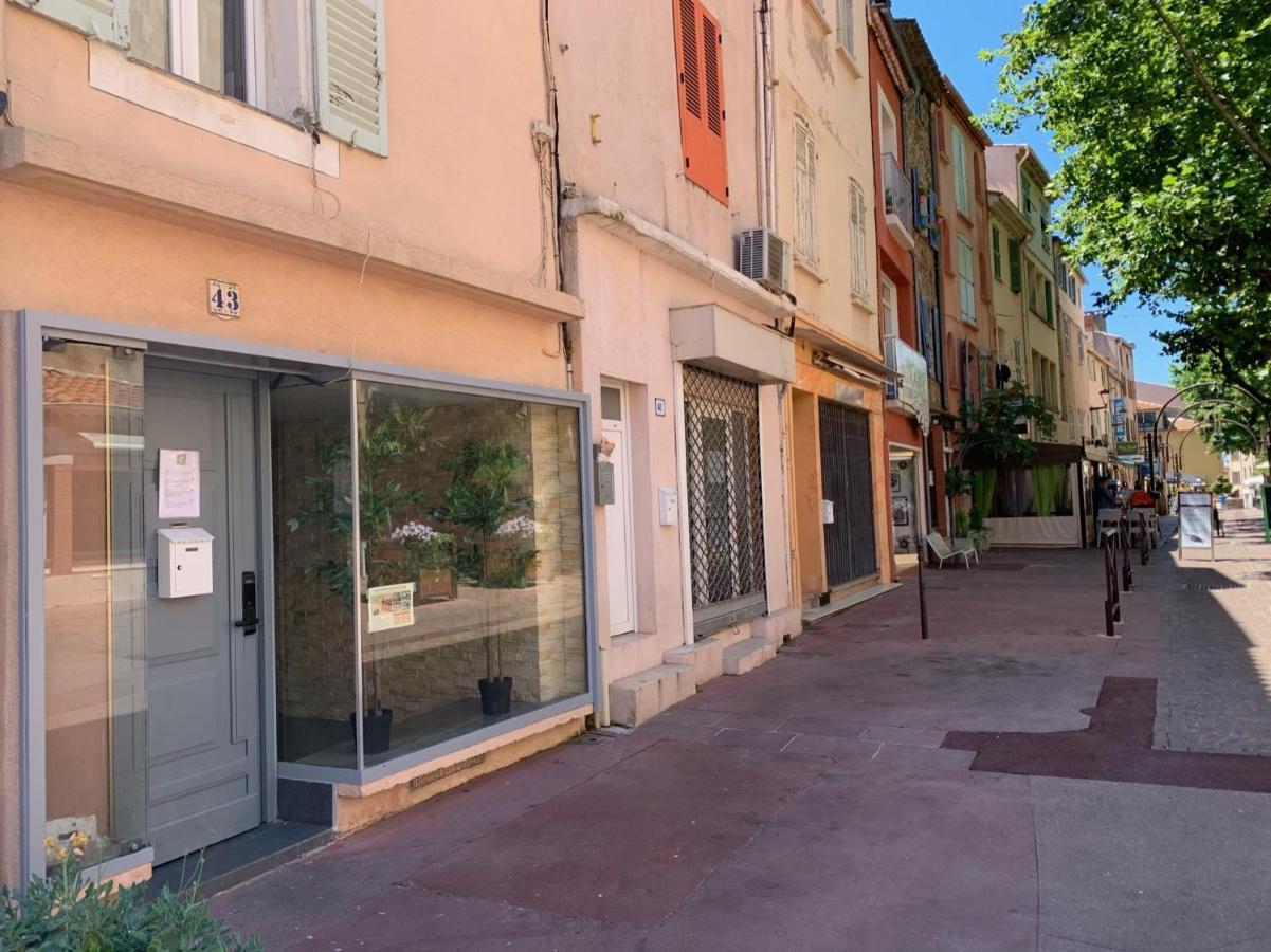 Sublime Studio Au Coeur Historique De Frejus Lejlighed Eksteriør billede